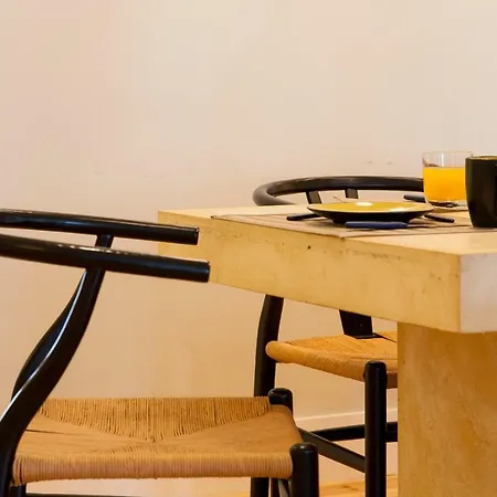 شقة Joivy Deluxe 3br With Workspace By Figueira Sq And Rossio Subway Lisboa